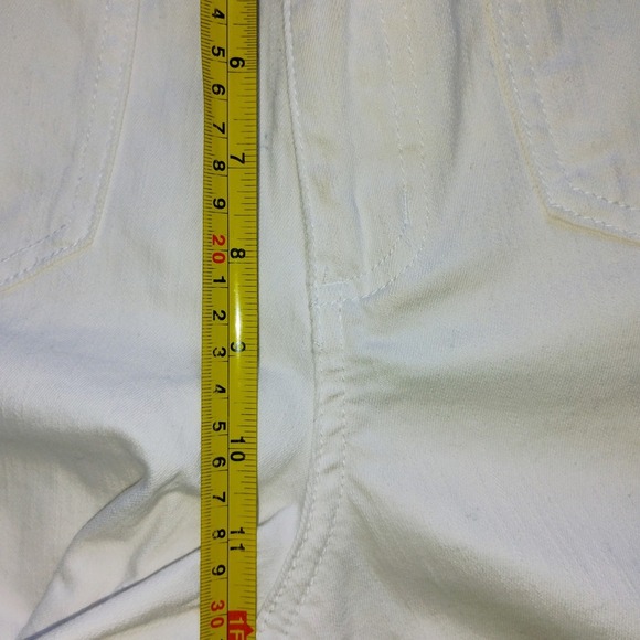Jessica Simpson Women's Cropped Wide Leg High Rise White Jeans Pants 2x30 - Picture 6 of 6